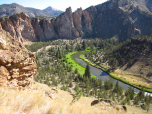 view-from-misery-ridge-trail-smith-rock